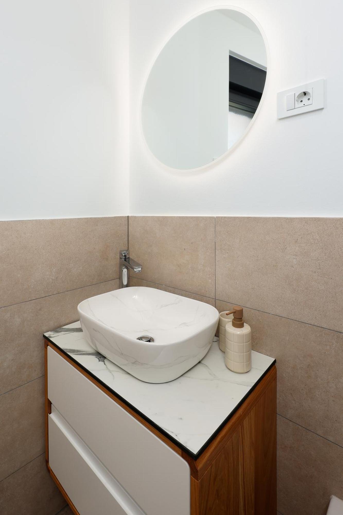 Apartment Anni-Free Parking&Evcharger-24H Self Check-In Opric Exterior photo